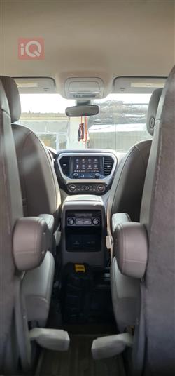 GMC Acadia